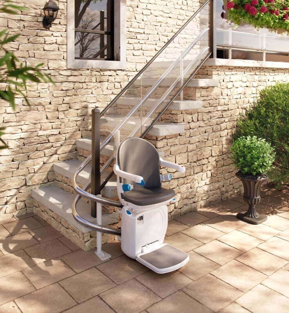 Outdoor stair lift chair with all-weather protective cover – Port Elizabeth South Africa